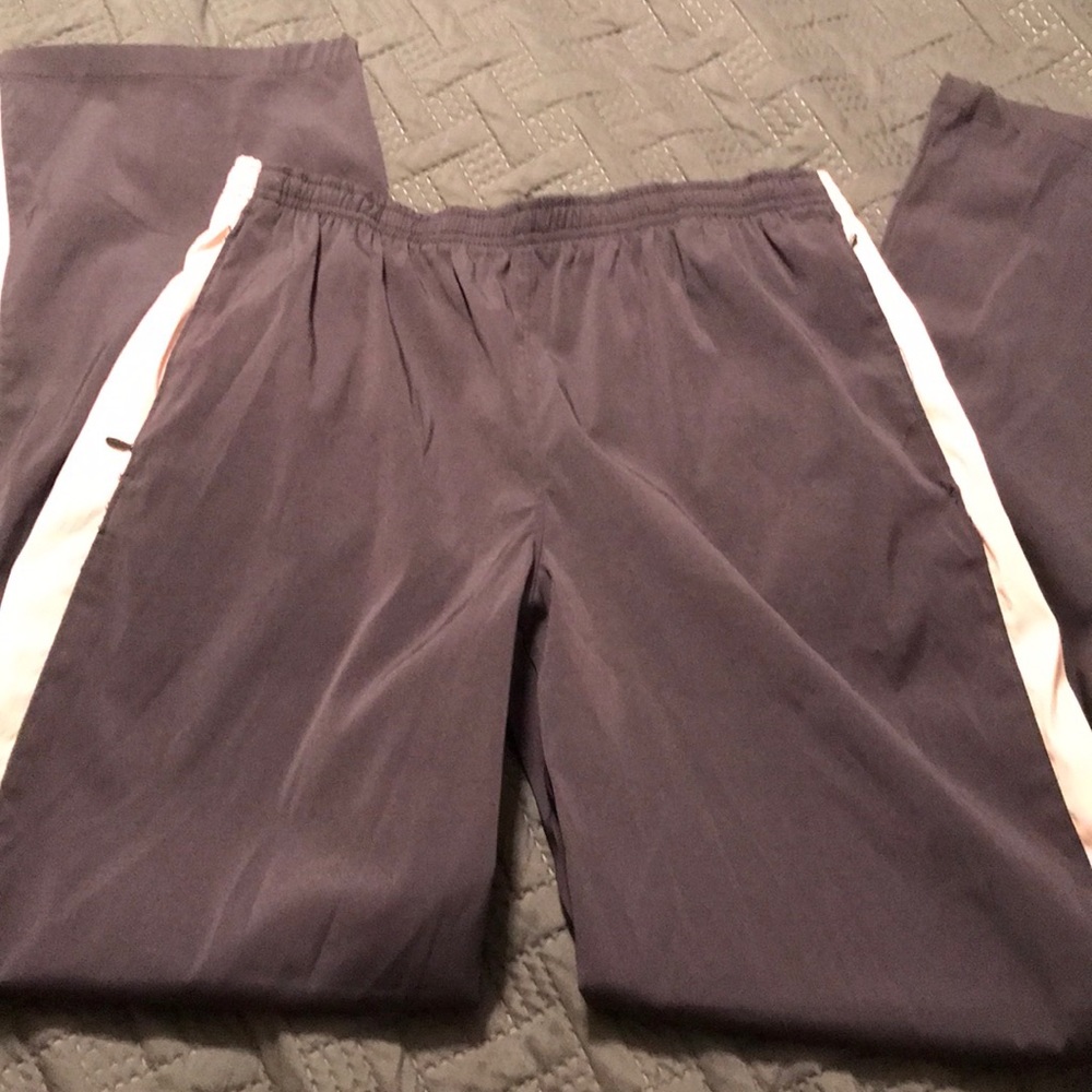 Wind pants